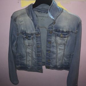 jean jacket : style ripped